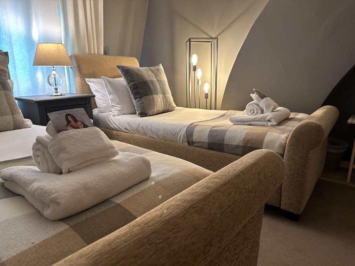 Meadow Cottage ซอลส์บรี ภายนอก รูปภาพ